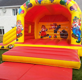 Bouncy Castle with a slide mallow